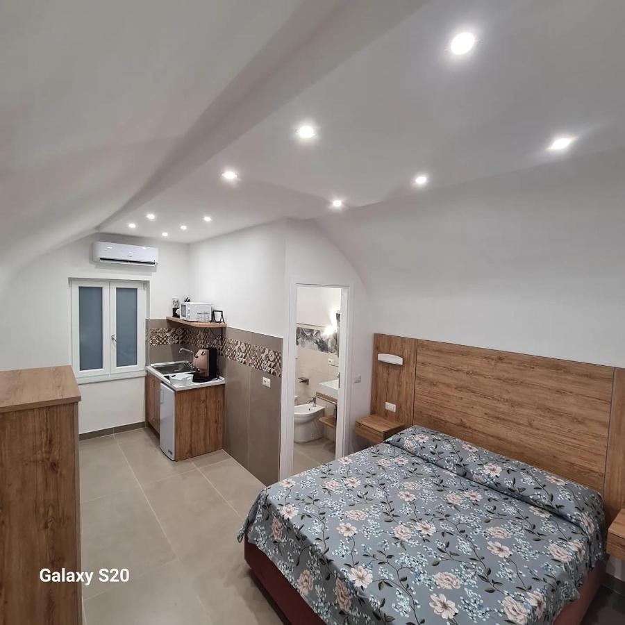 Residenza Nascari Al Plebiscito Ξενοδοχείο Νάπολη Εξωτερικό φωτογραφία