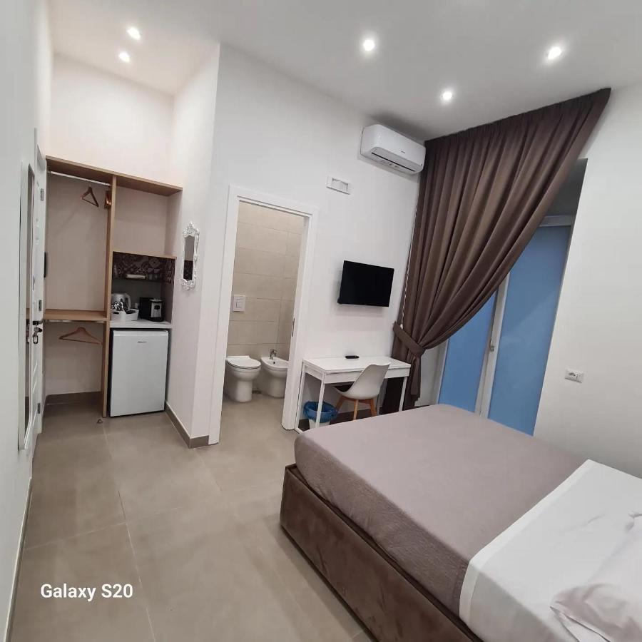 Residenza Nascari Al Plebiscito Ξενοδοχείο Νάπολη Εξωτερικό φωτογραφία
