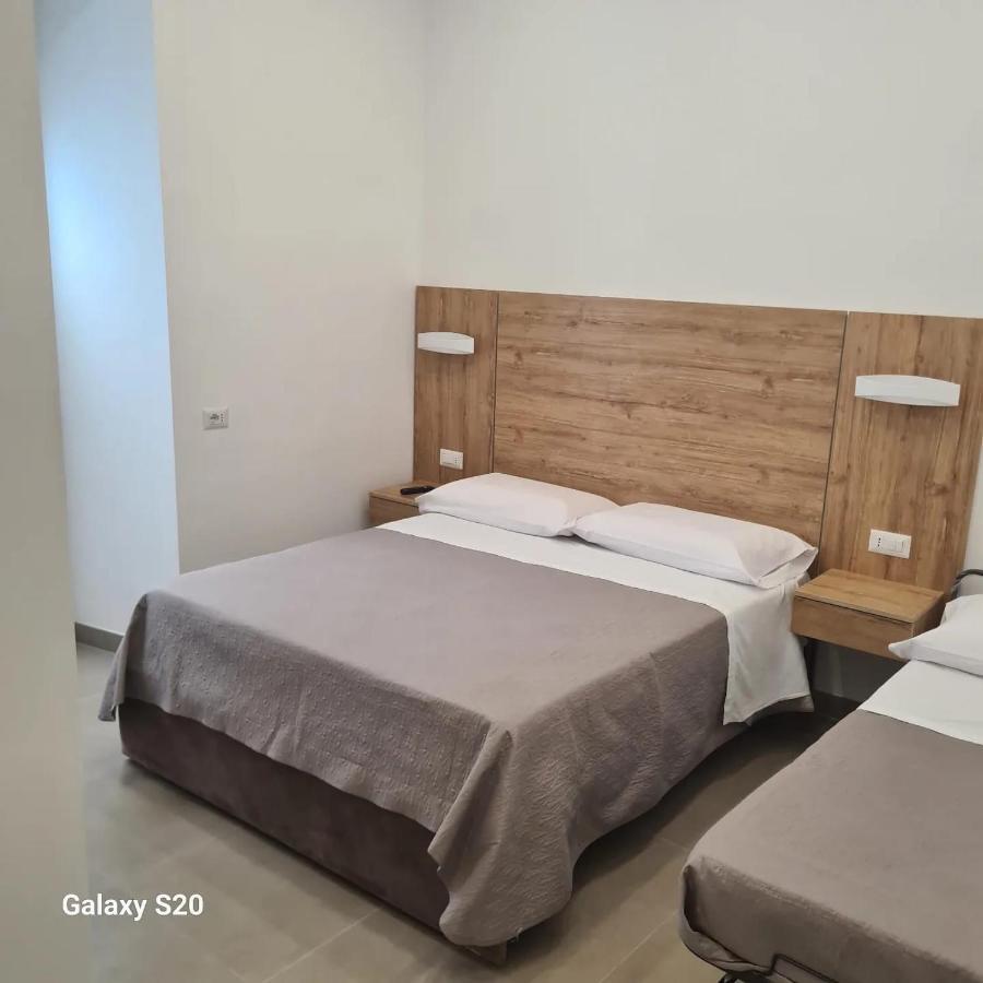Residenza Nascari Al Plebiscito Ξενοδοχείο Νάπολη Εξωτερικό φωτογραφία